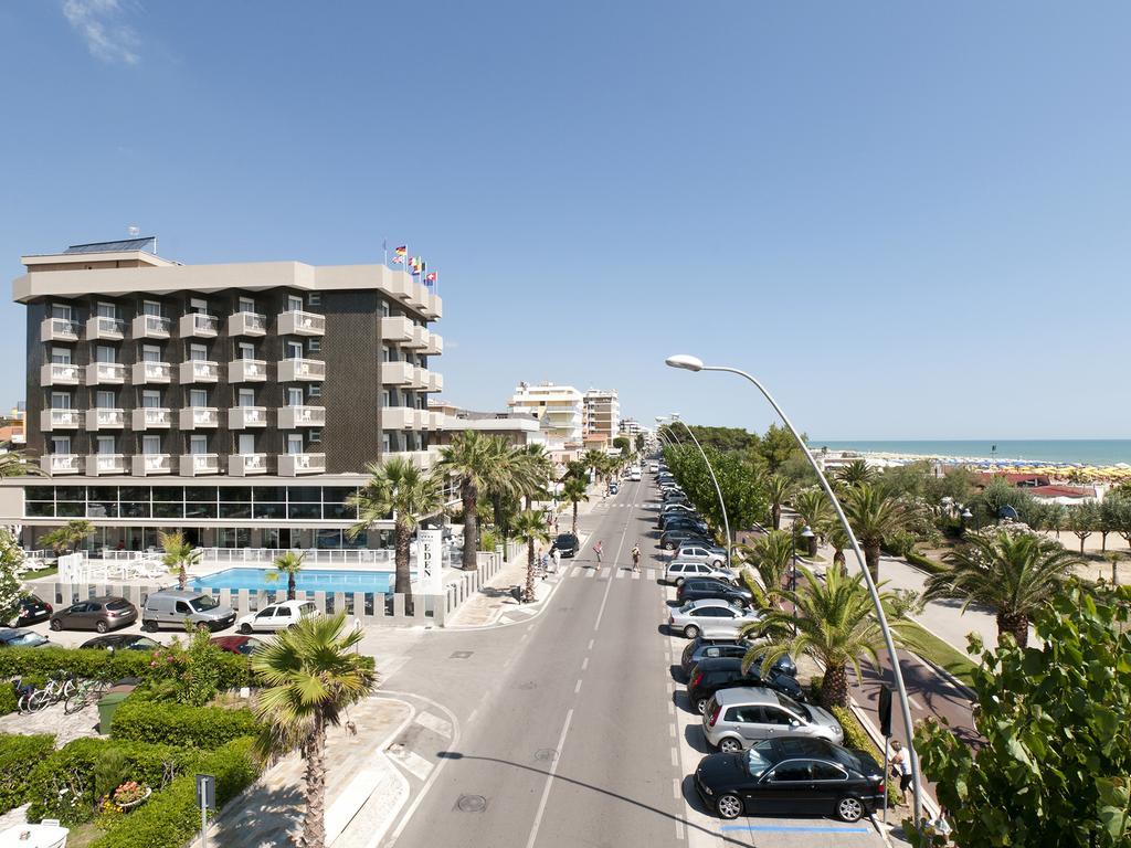 Hotel Eden Alba Adriatica Exterior photo